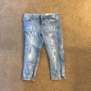 Acid wash blue capris